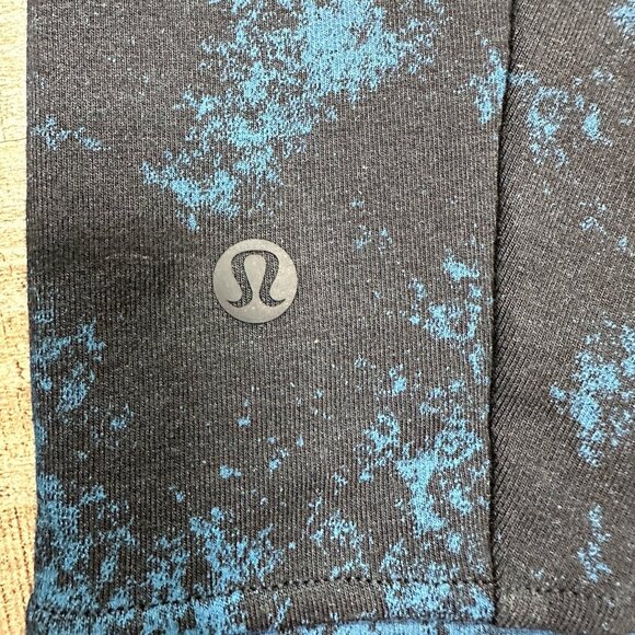 New Lululemon Sweatshirt Men Small Blue Black Camo Pullover Crewneck CIty Sweat - Picture 5 of 9